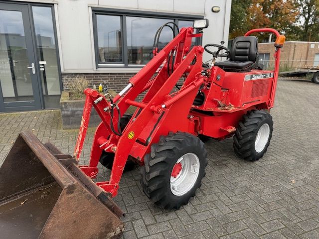 Schaffer 330 Minishovel Kniklader Laadschop Giant Weidemann