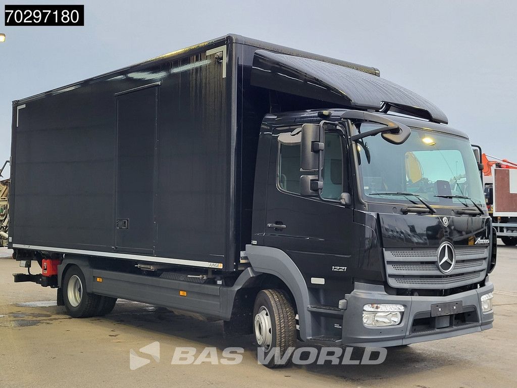 Mercedes Atego 1221 4X2 1500kg Ladebordwand Automatic Euro 6