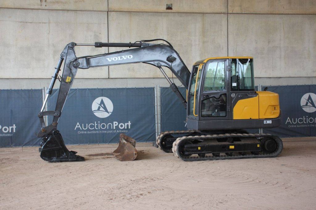 Rupsgraafmachine Volvo EC80D Diesel 42kW 2017
