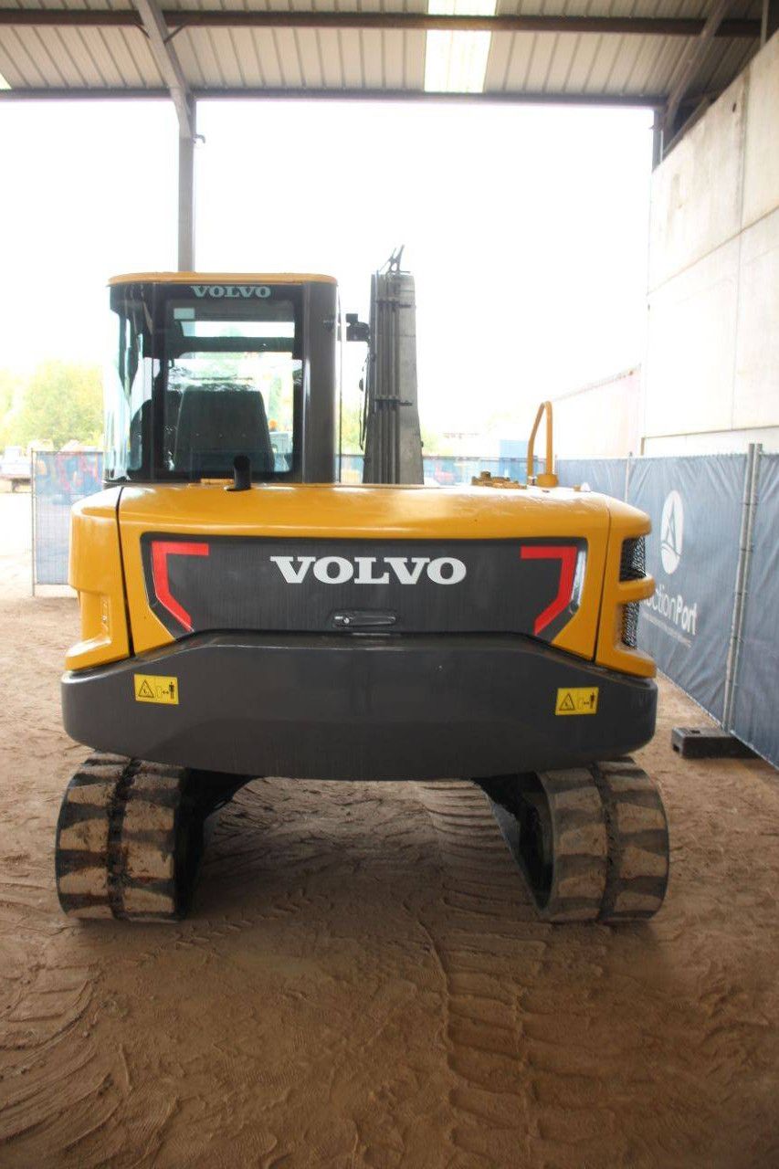 Rupsgraafmachine Volvo EC80D Diesel 42kW 2017