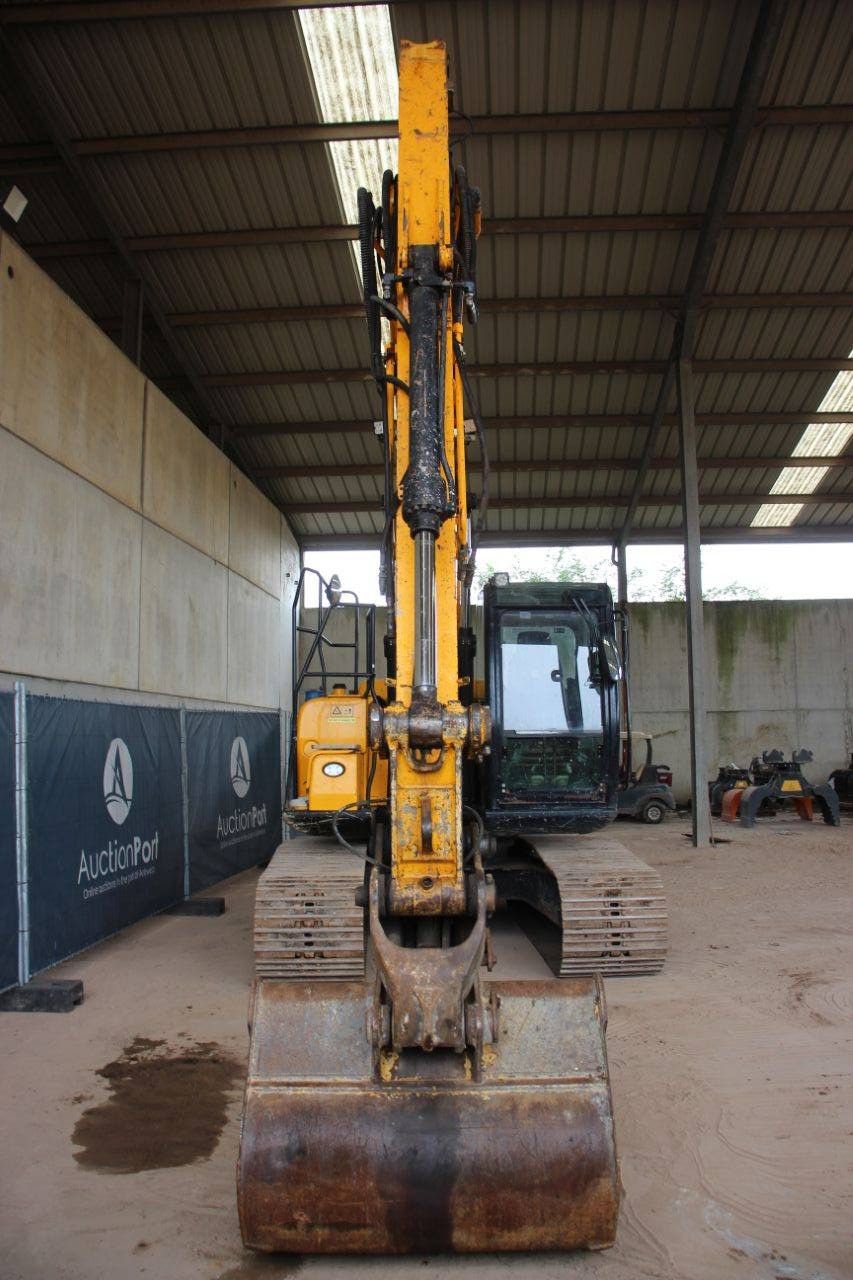 Raupenbagger JCB JS130LC Diesel 81kW 2019