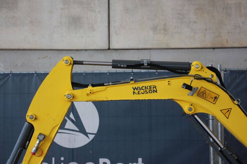 Mini excavator Wacker Neuson ET24 Diesel 13.4kW 2014