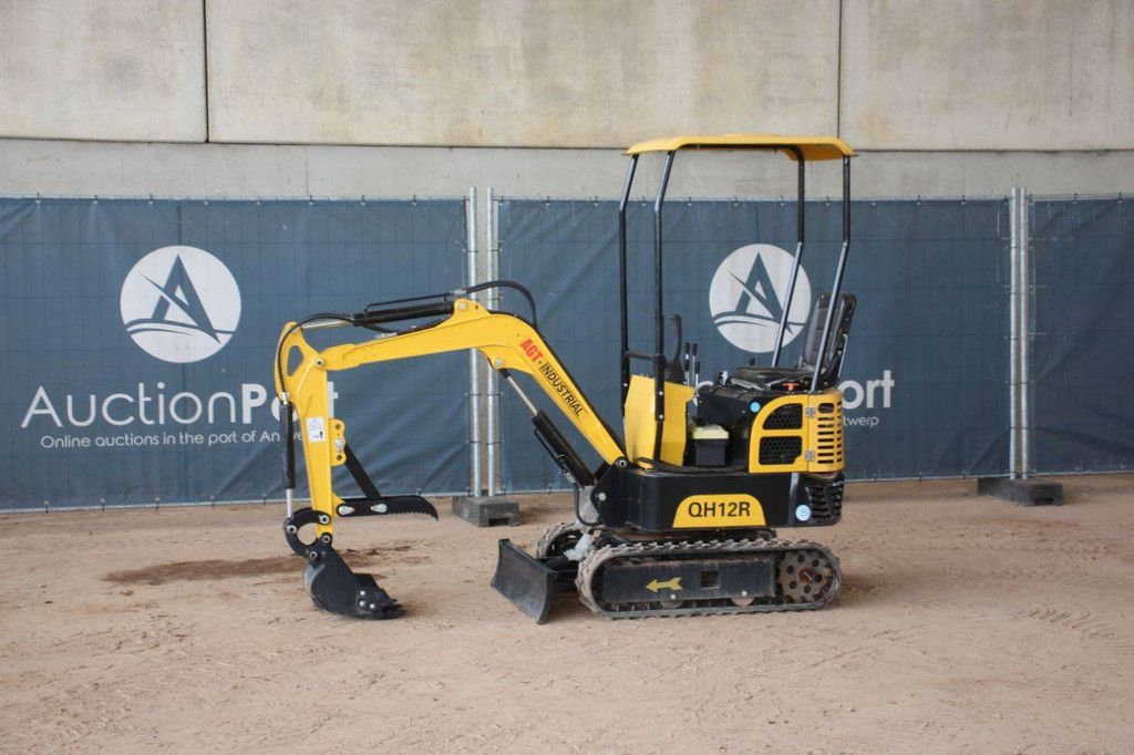 Mini Excavator AGT Industrial QH12R Petrol 13.5 hp 2024 New
