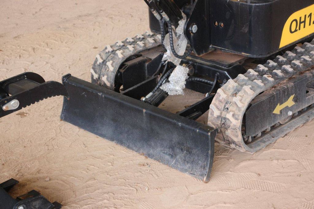 Mini Excavator AGT Industrial QH12R Petrol 13.5 hp 2024 New