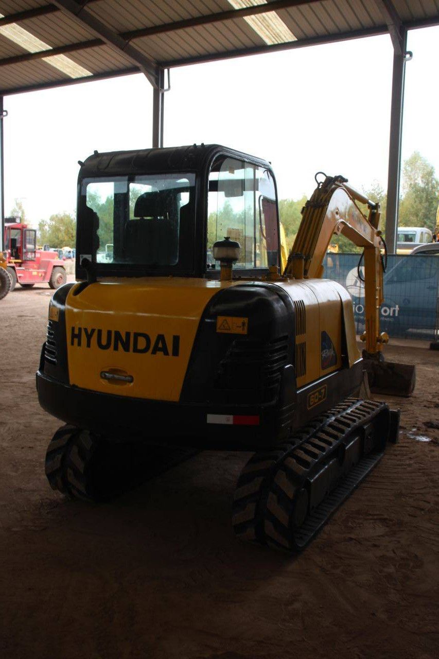 Crawler excavator Hyundai R60-7 Diesel 39.7kW 2013