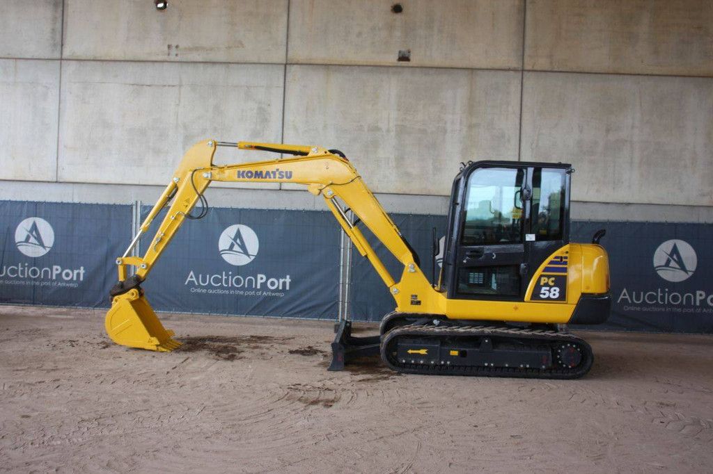 Crawler excavator Komatsu PC58-8 Diesel 34.5kW 2022