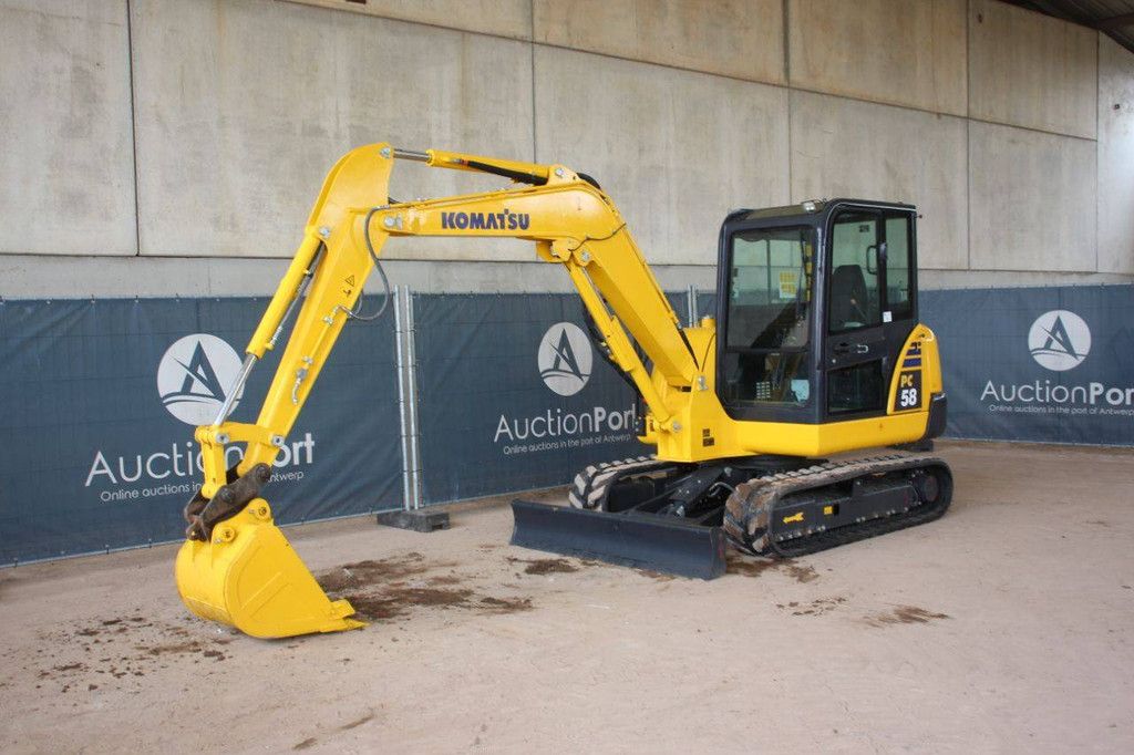 Crawler excavator Komatsu PC58-8 Diesel 34.5kW 2022