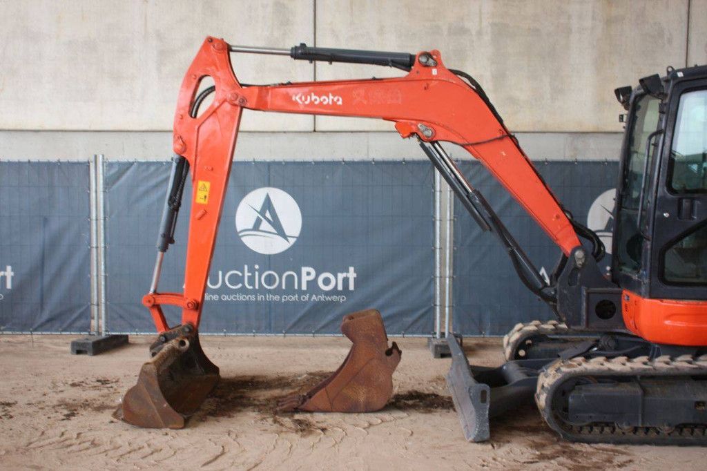 Crawler excavator Kubota KX165-5 Diesel 35.5kW 2012