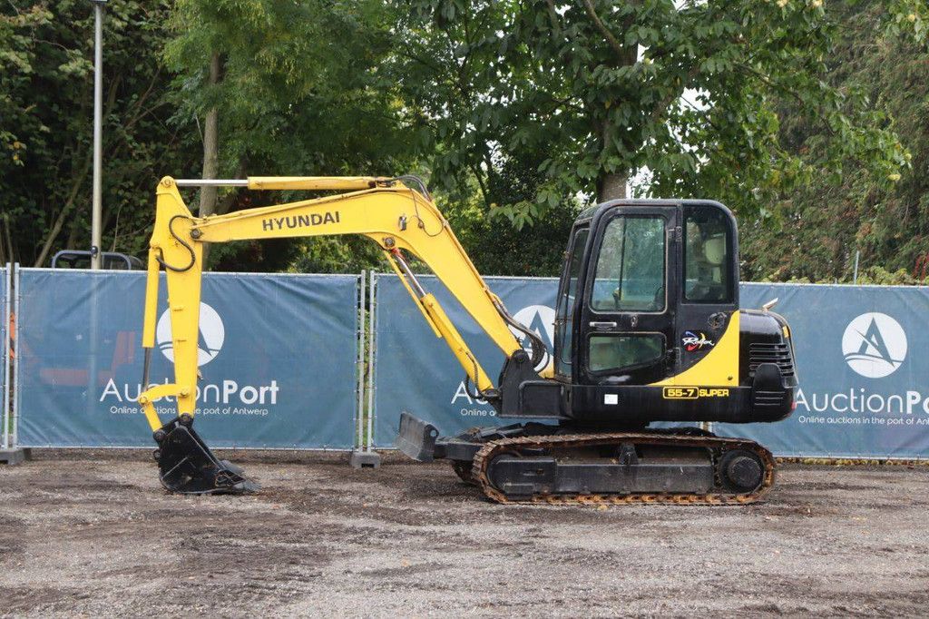 Hyundai R55-7 Diesel Crawler Excavator 2013