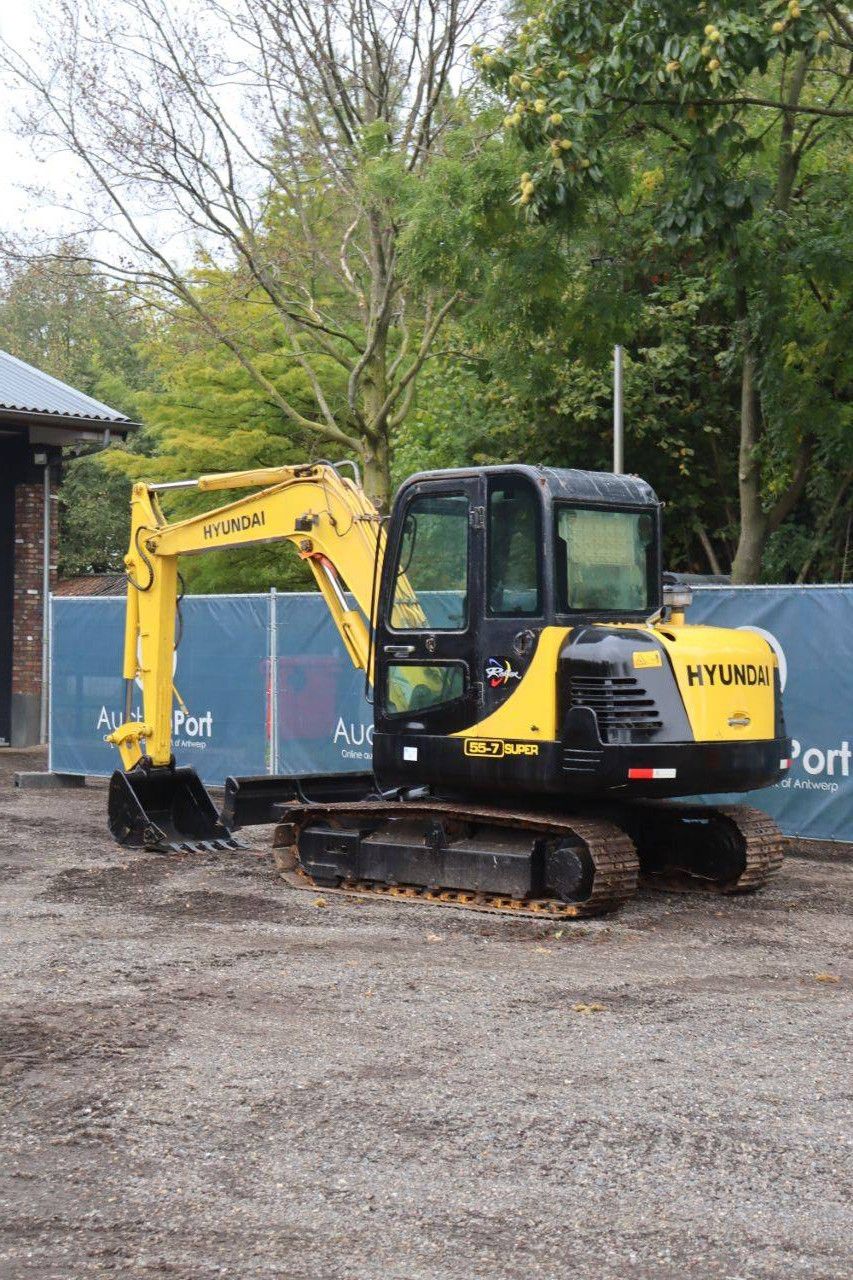 Hyundai R55-7 Diesel Crawler Excavator 2013