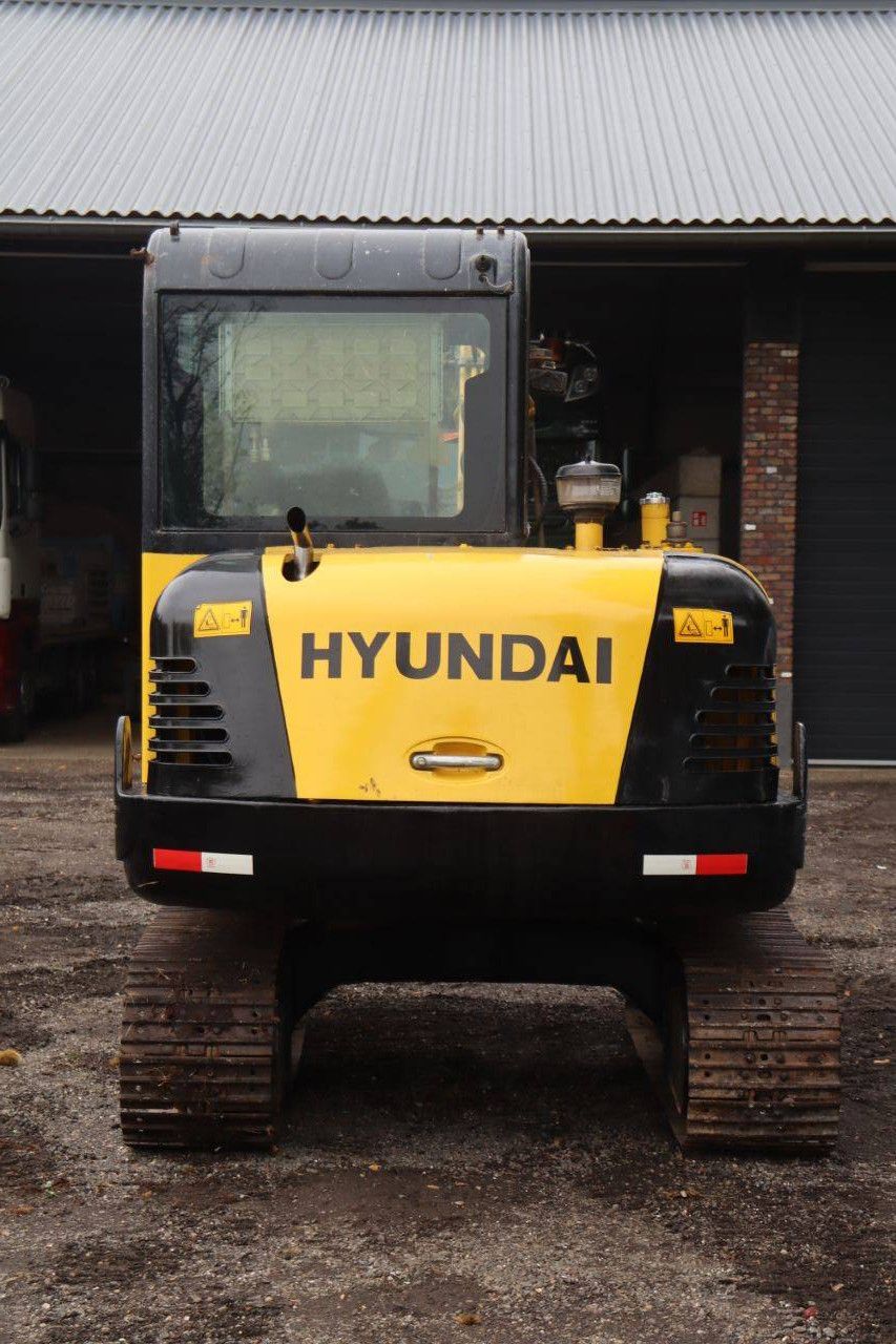 Hyundai R55-7 Diesel Crawler Excavator 2013