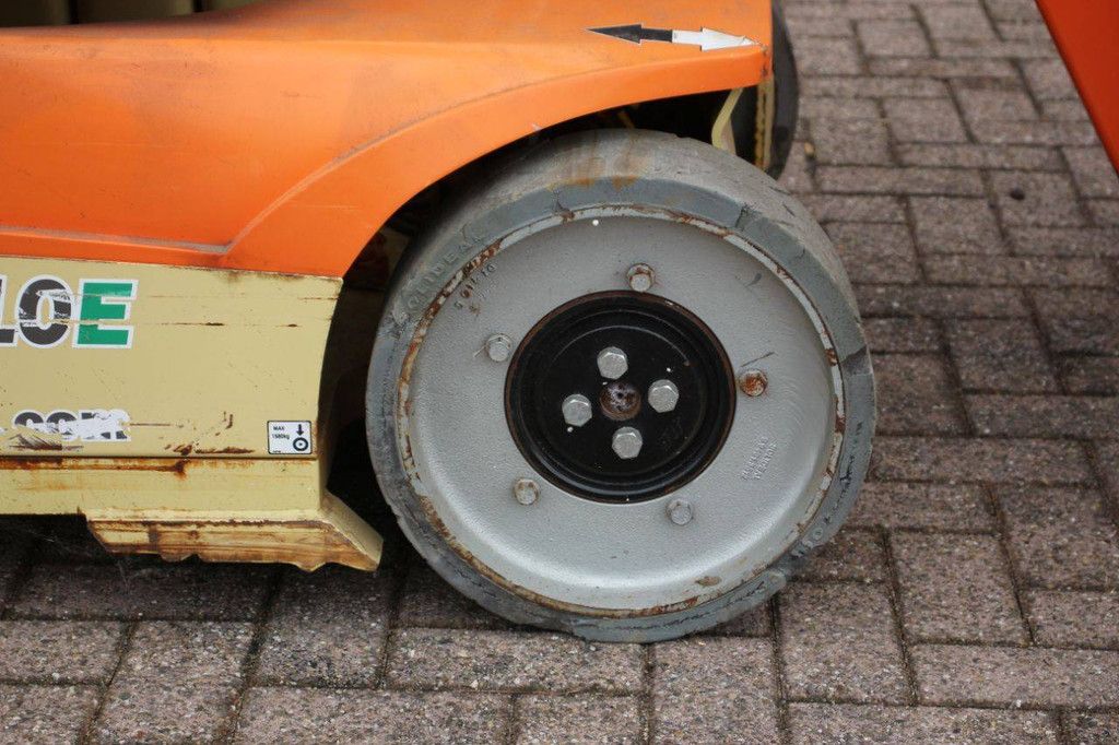 JLG Toucan 10E Electric Mast Lift 10.1m 2011