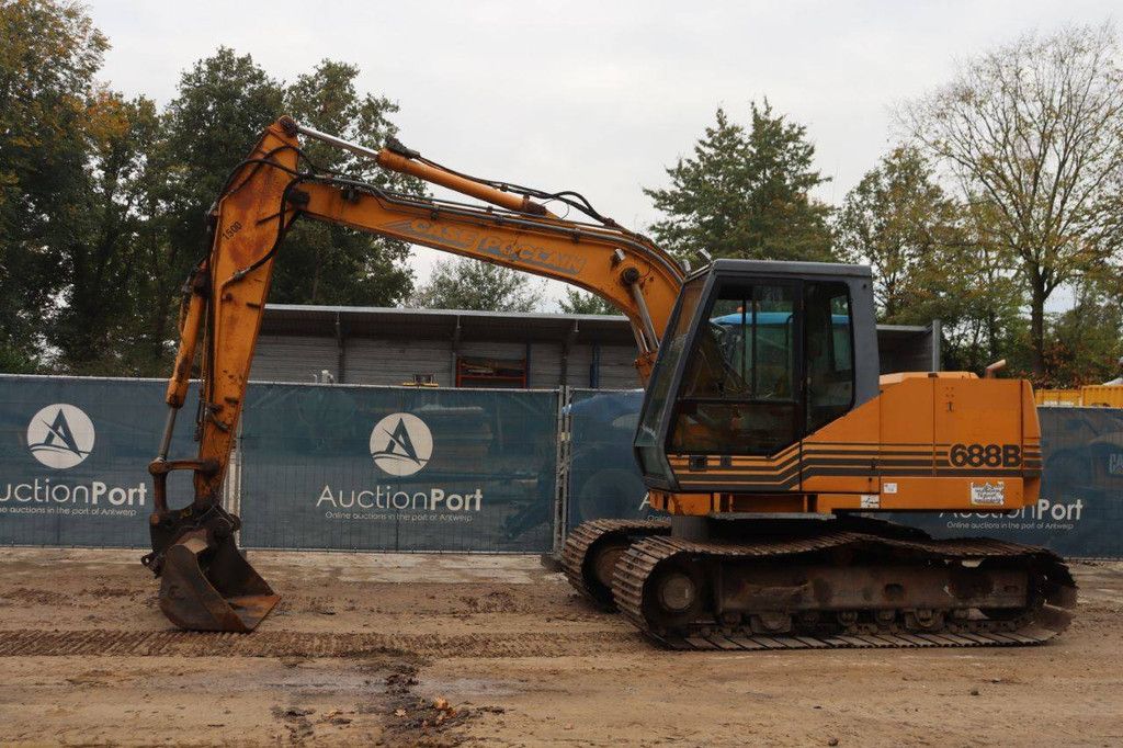 Crawler excavator Case 688B-CK Diesel 62.5kW 1995