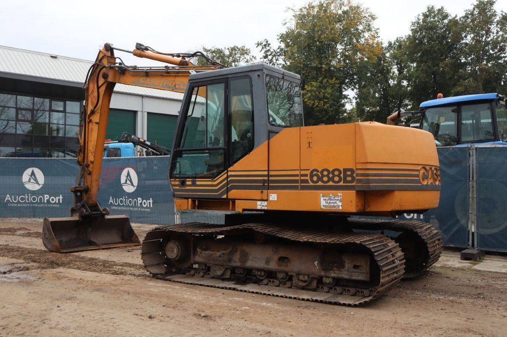 Crawler excavator Case 688B-CK Diesel 62.5kW 1995
