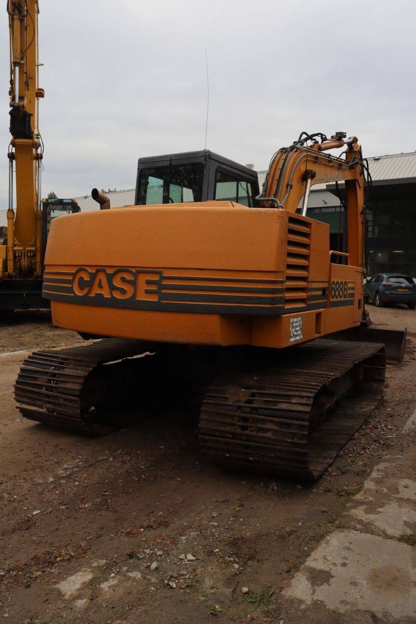 Crawler excavator Case 688B-CK Diesel 62.5kW 1995
