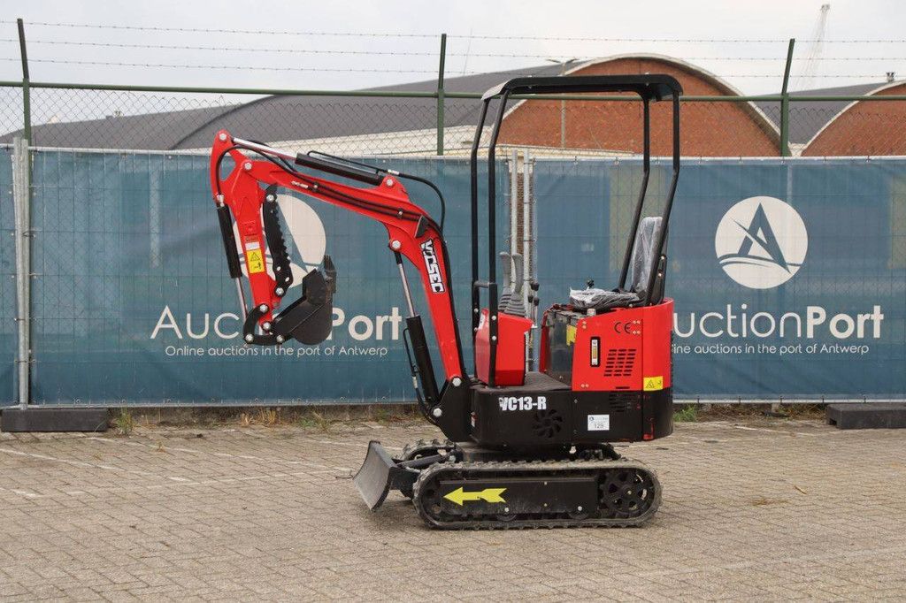 Mini excavator Vicsec 13-R Petrol 2025