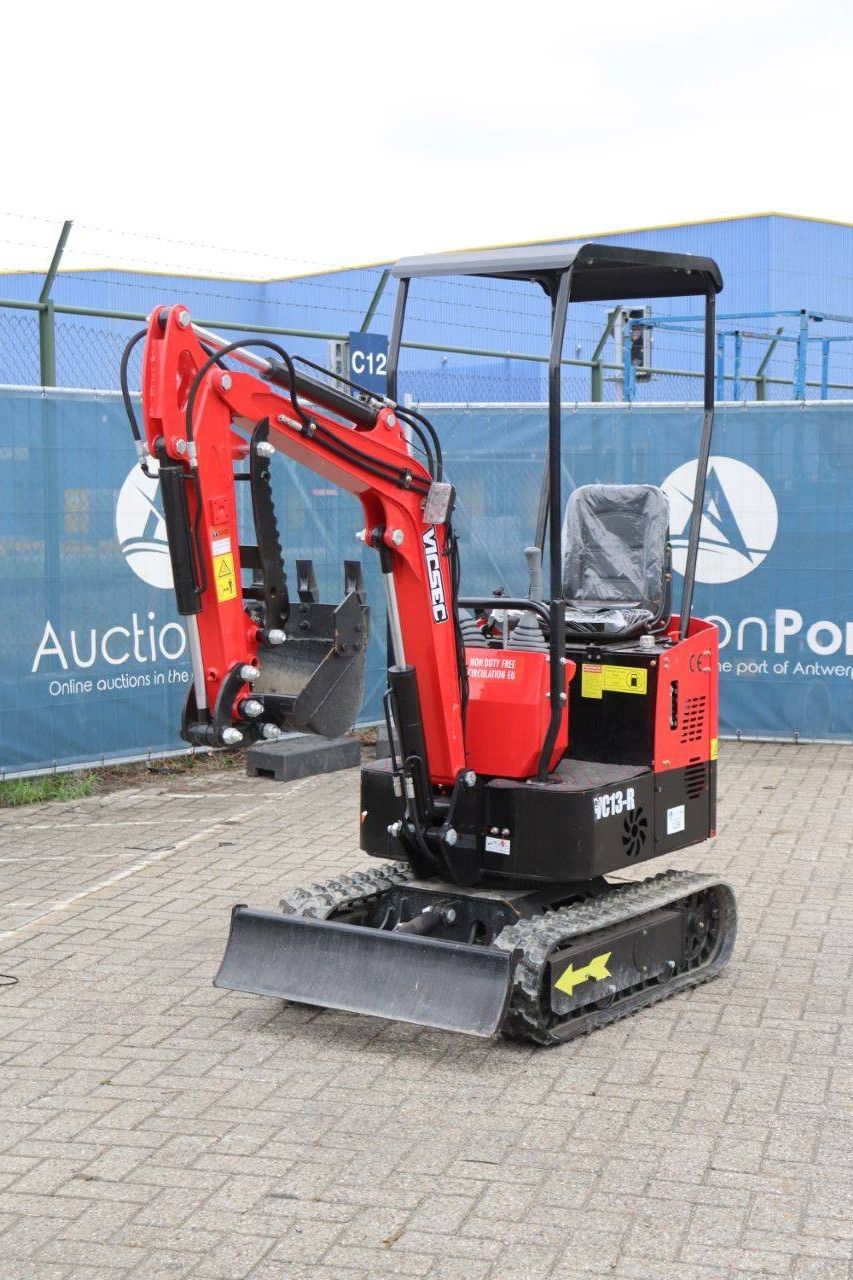 Mini excavator Vicsec 13-R Petrol 2025