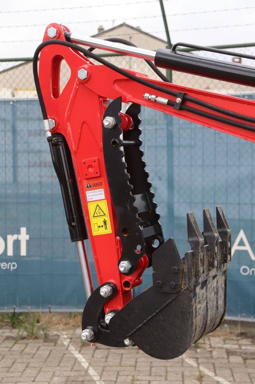 Mini excavator Vicsec 13-R Petrol 2025