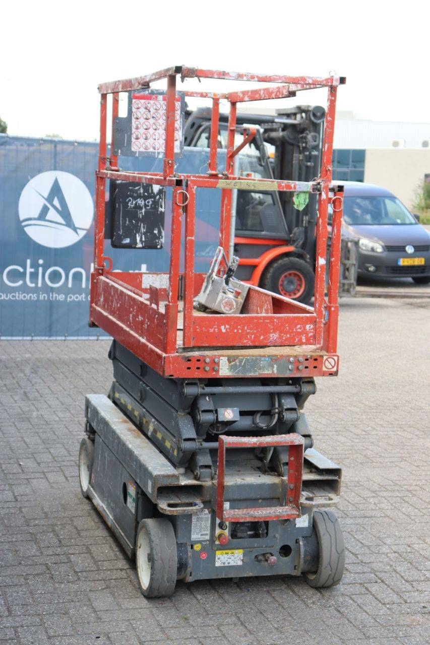 Scissor lift Skyjack SJIII 3219 Electric 7.79m 2015
