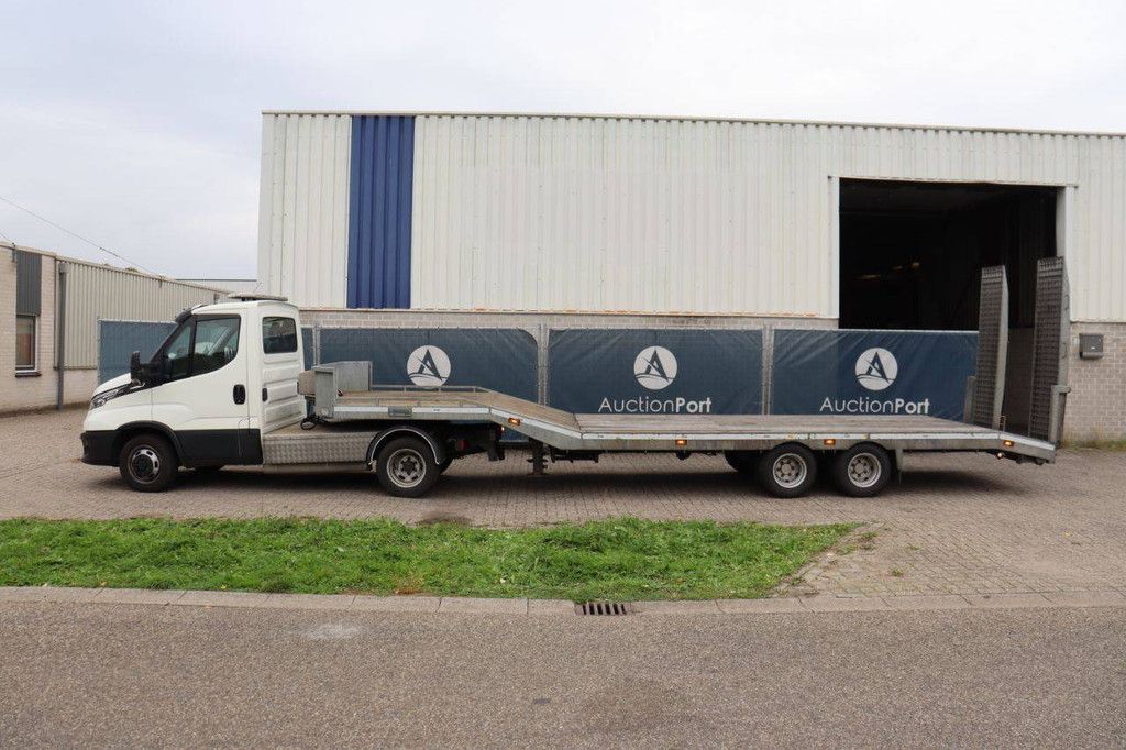 Iveco 40C18 Diesel 2021 met Oplegger Veldhuizen