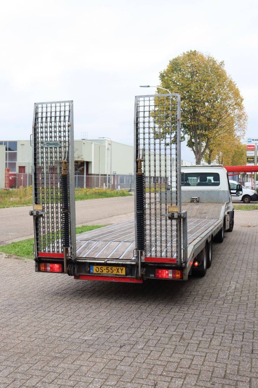 Iveco 40C18 Diesel 2021 met Oplegger Veldhuizen