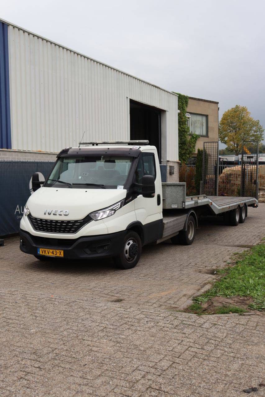 Iveco 40C18 Diesel 2021 met Oplegger Veldhuizen