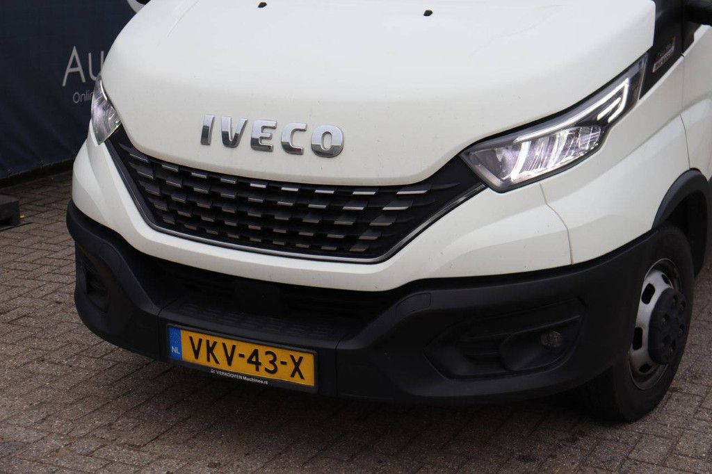 Iveco 40C18 Diesel 2021 met Oplegger Veldhuizen