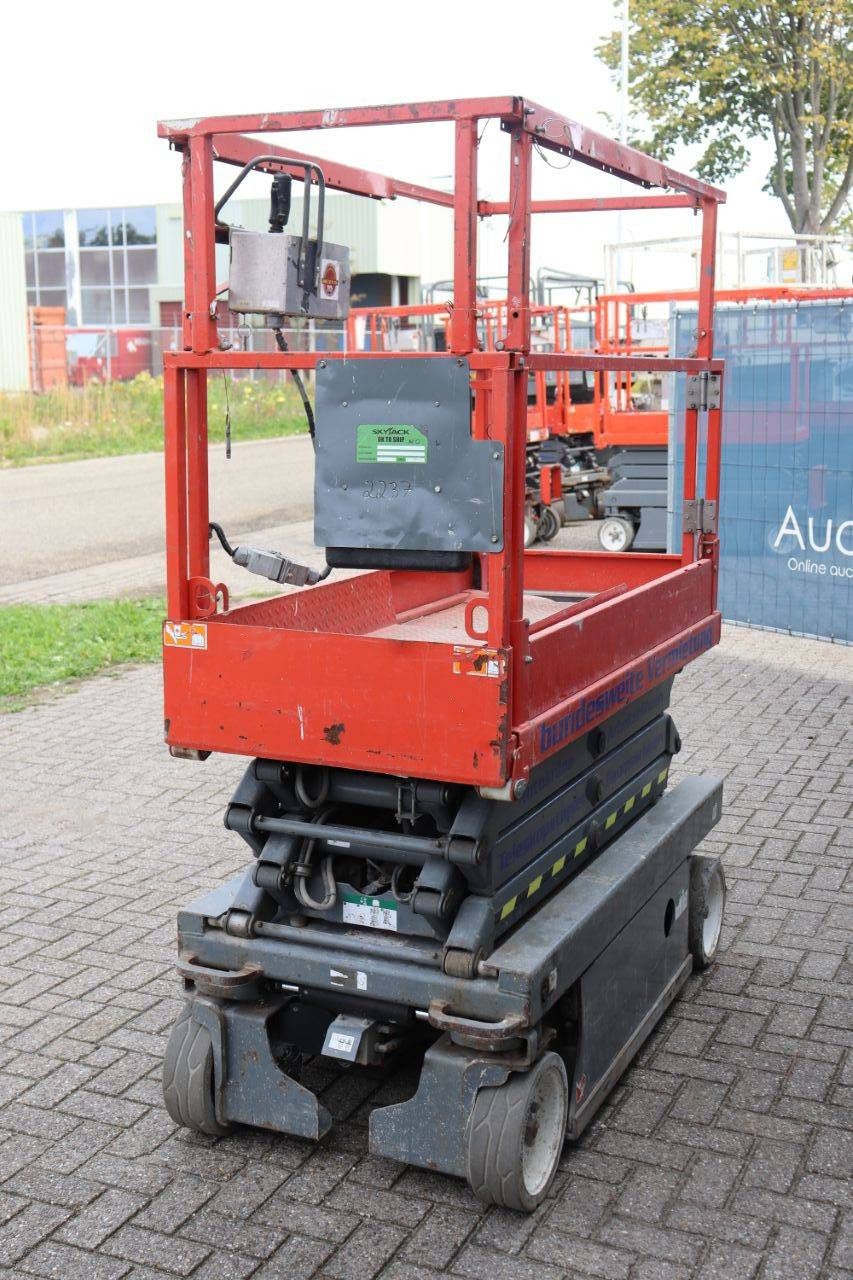 Scissor Lift Skyjack SJ III 3219 Electric 7.8m 2016