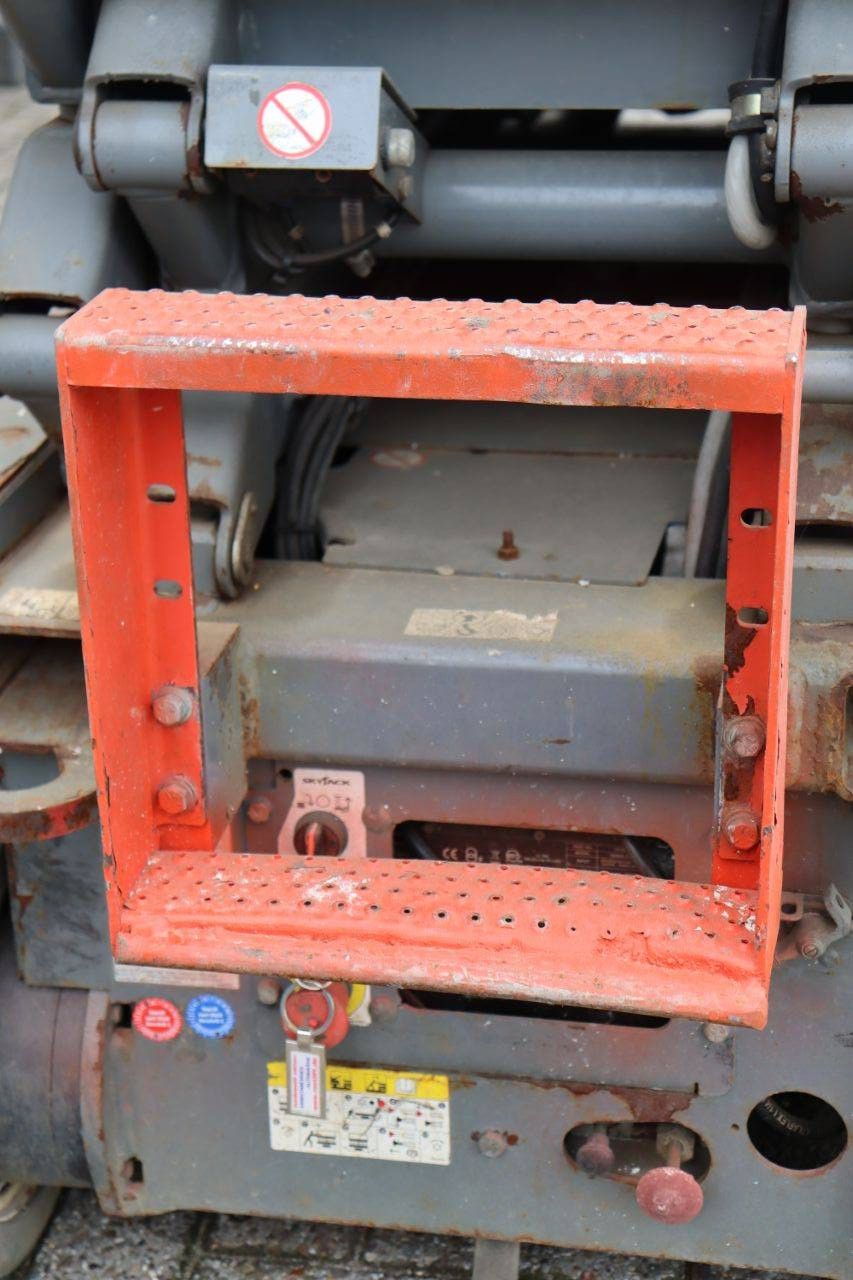 Scissor lift Skyjack SJ III3219 Electric 7.8m 2016