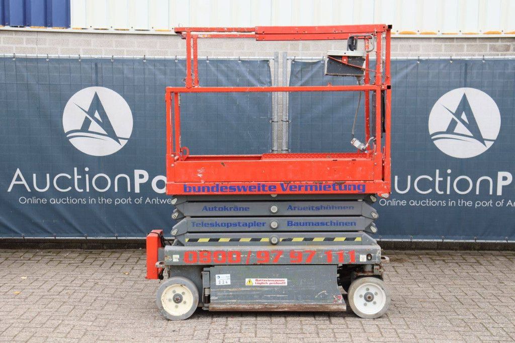 Scissor Lift Skyjack SJ III-3219 Electric 7.8m 2014