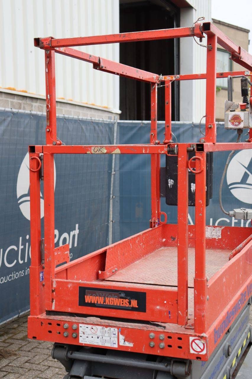 Scissor Lift Skyjack SJ III 3219 Electric 7.8m 2016