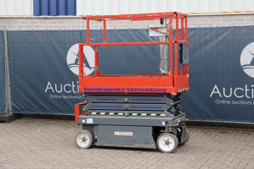 Scissor lift Skyjack SJ III 3219 Electric 7.8m 2017