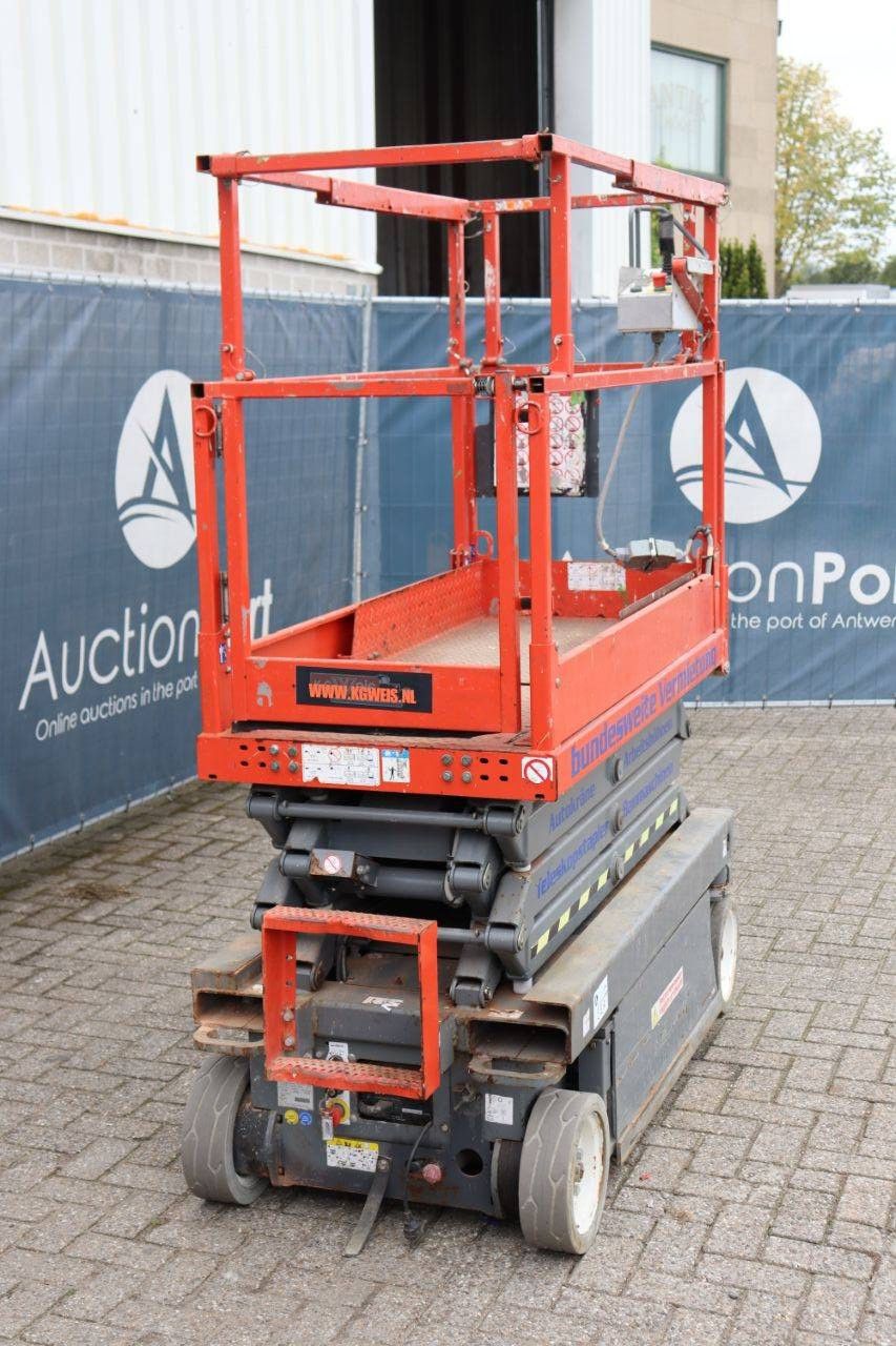 Scissor lift Skyjack SJ III 3219 Electric 7.8m 2017