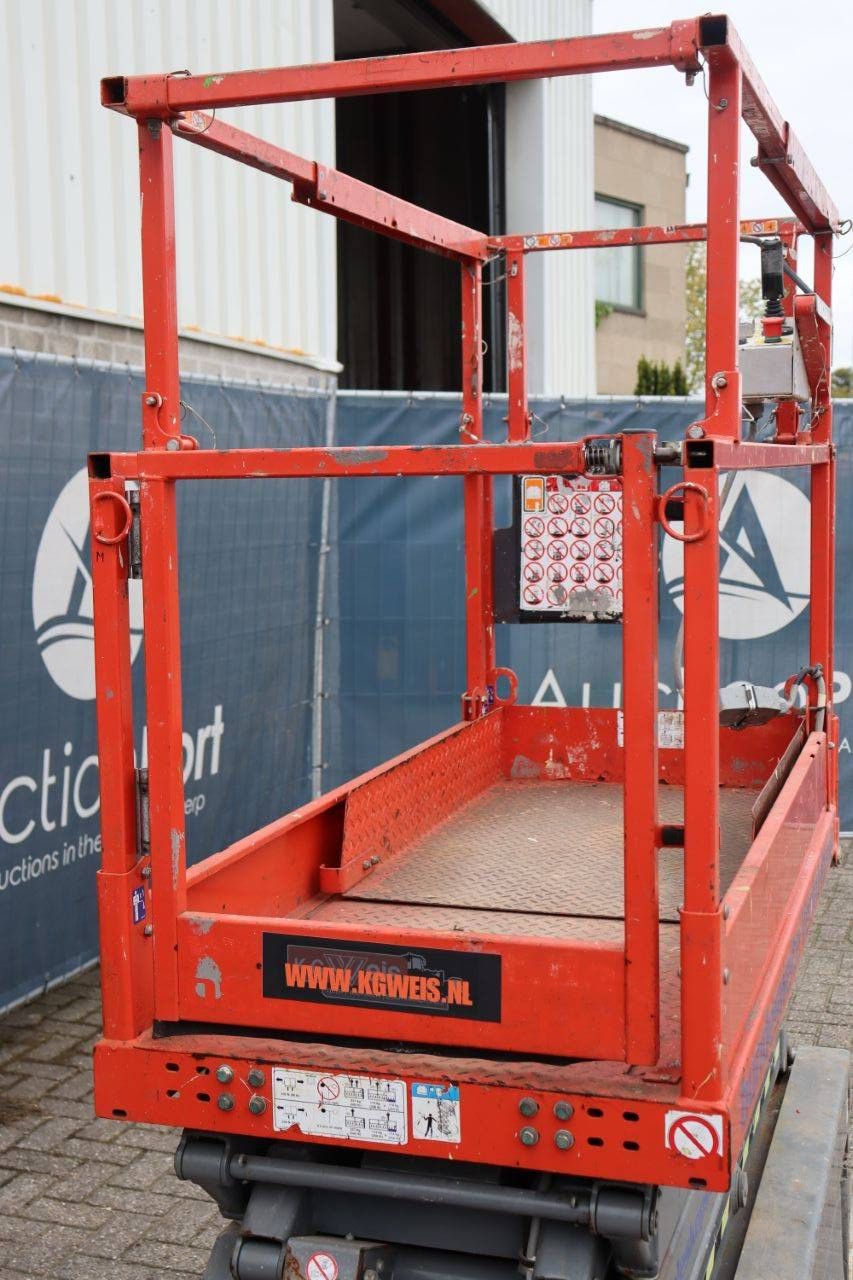 Scissor lift Skyjack SJ III 3219 Electric 7.8m 2017