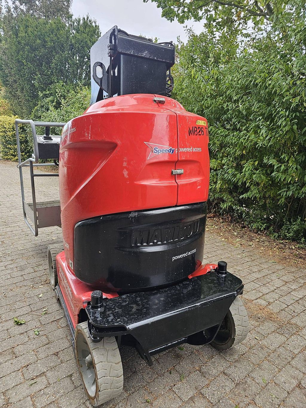 Manitou 100VJR Electric Mast Lift 9.9m
