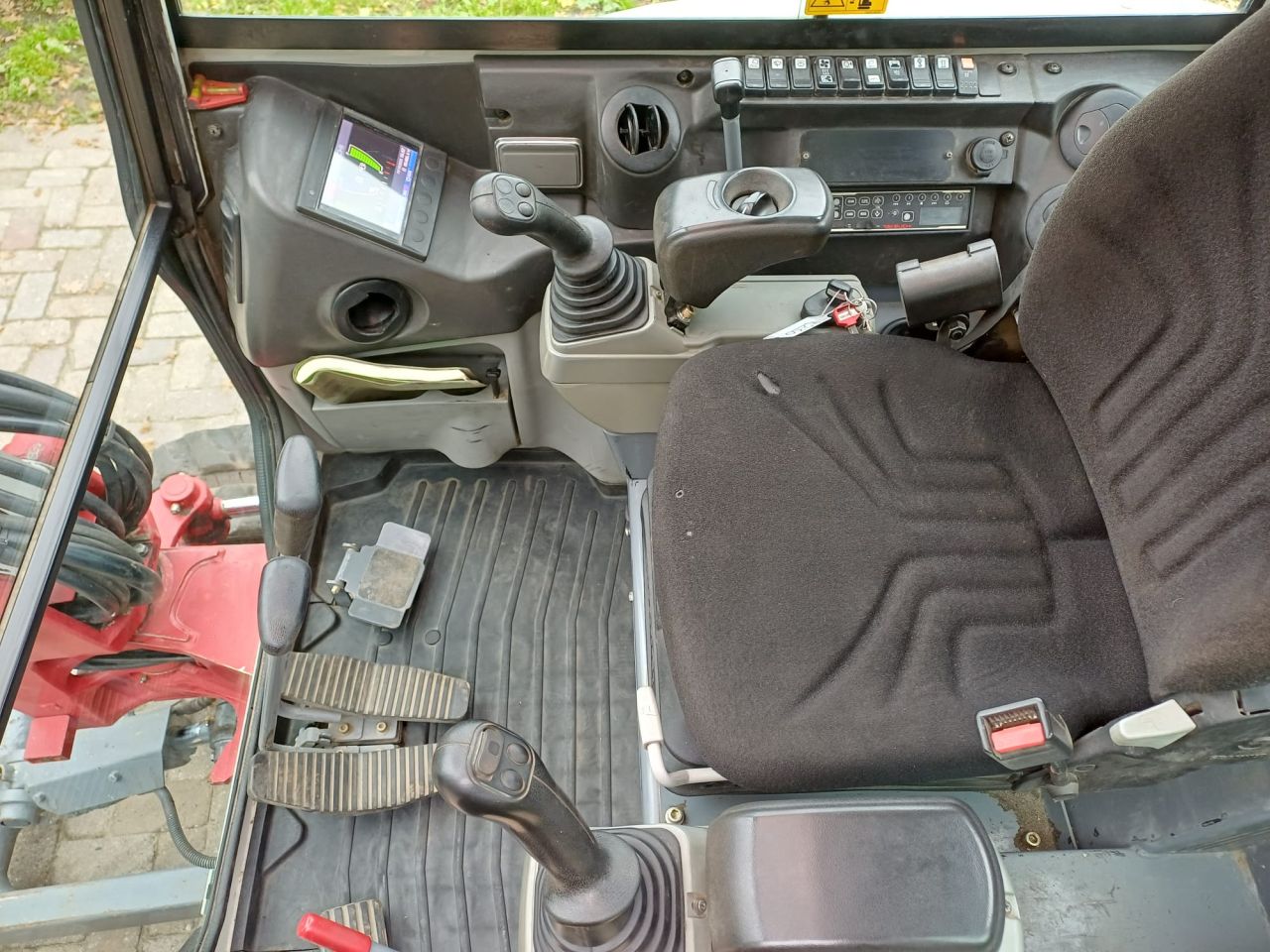 Takeuchi TB230 | bj 2020 | 5485uur | Kantelstuk CW05