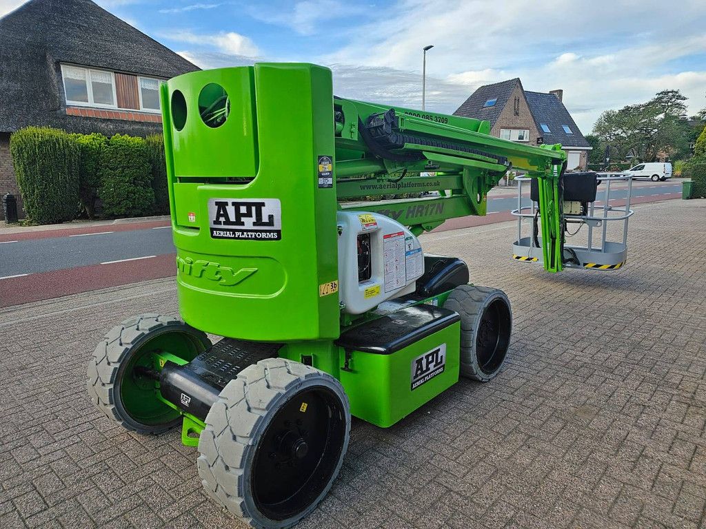 Nifty HR17 NDE Elektro+Diesel 17,2 m Gelenkteleskoparbeitsbühne 2012