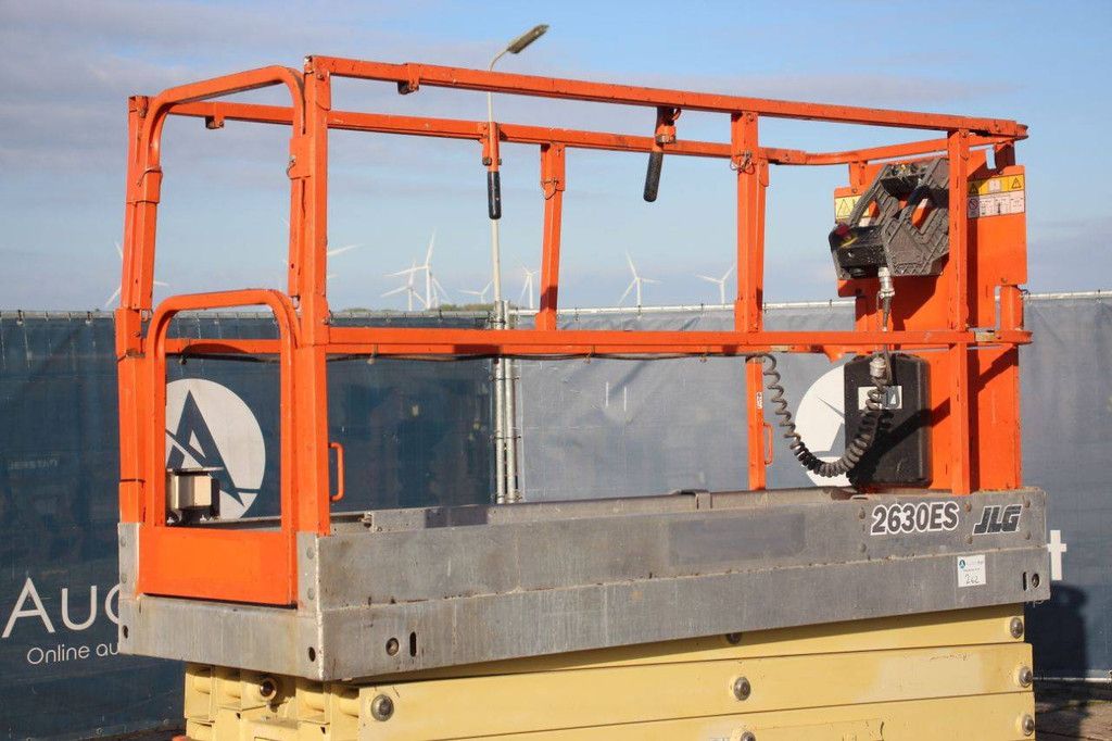 JLG 2630ES Elektrische Scherenbühne 9,8 m 2011