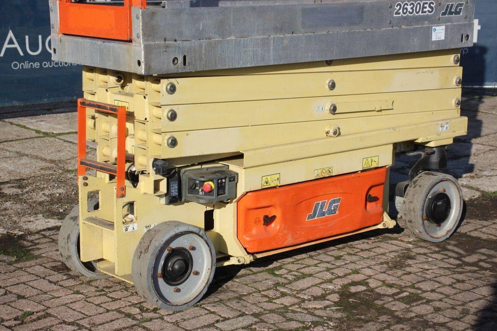 JLG 2630ES Elektrische Scherenbühne 9,8 m 2011