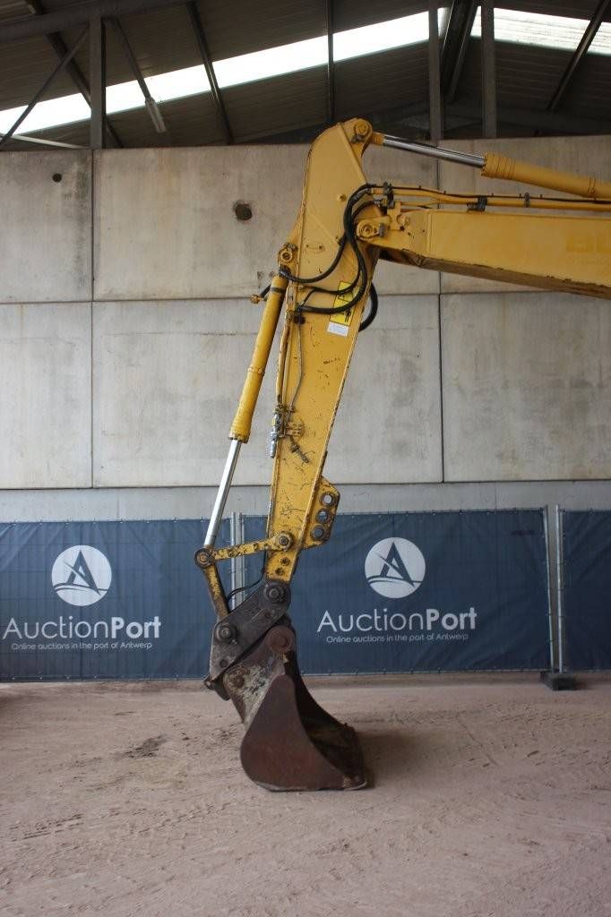 Crawler excavator Komatsu PC210LC-8 Diesel 116kW 2011