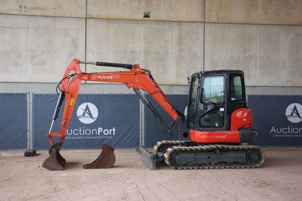 Crawler excavator Kubota RX165-5 Diesel 35kW 2013