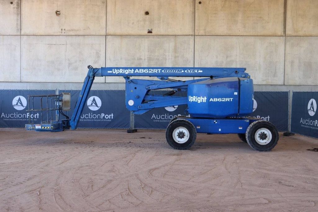 Gelenkteleskoparbeitsbühne Upright AB62RT Diesel 18,9 m 2000