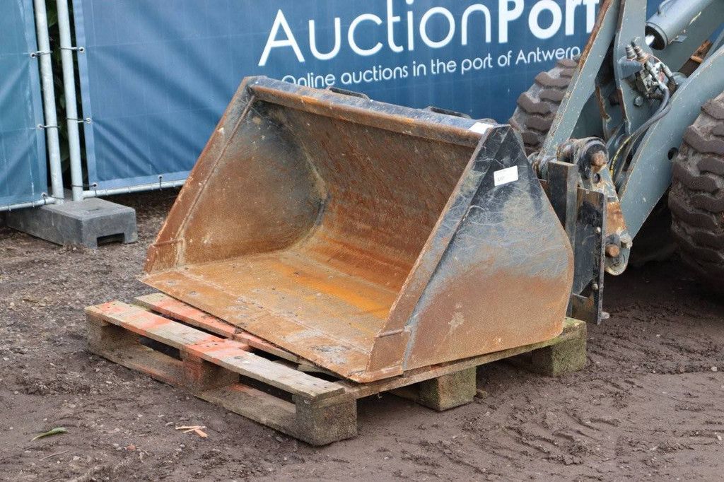 Wheel loader Giant V452T X-TRA Diesel 33kW