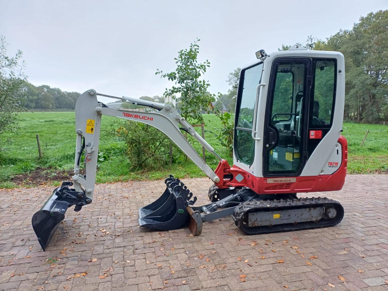 Takeuchi TB216 | bj2021 | 1595 uur
