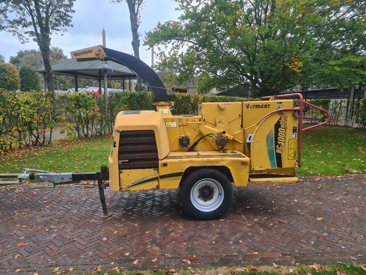 Vermeer BC 1000 XL schredder snipperaar hout versnipperaar.