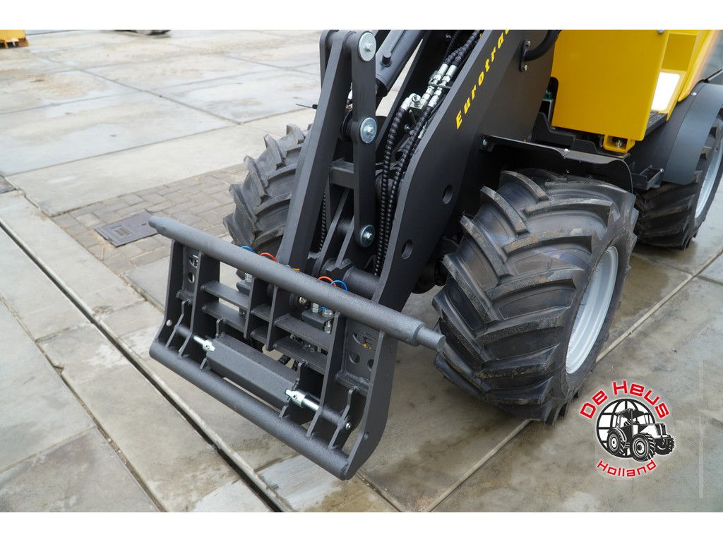 Eurotrac W12S