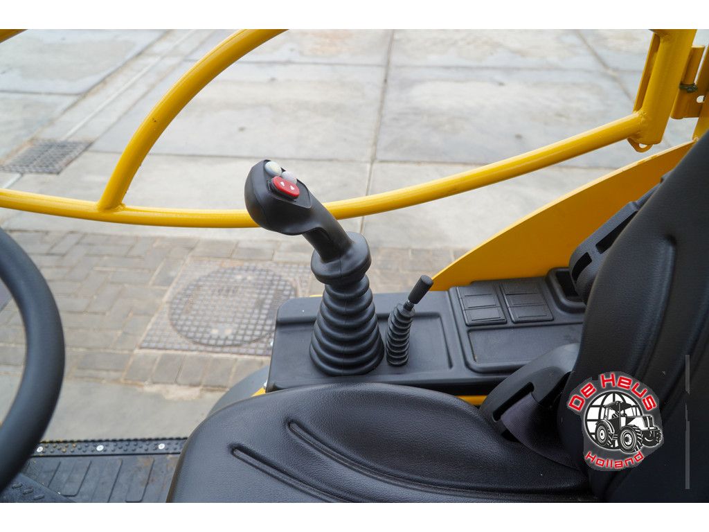 Eurotrac W12S