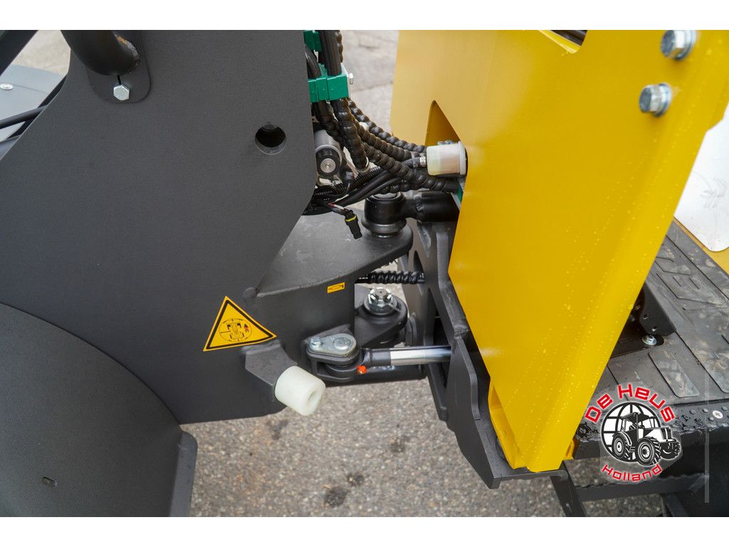Eurotrac W12 MS stage V
