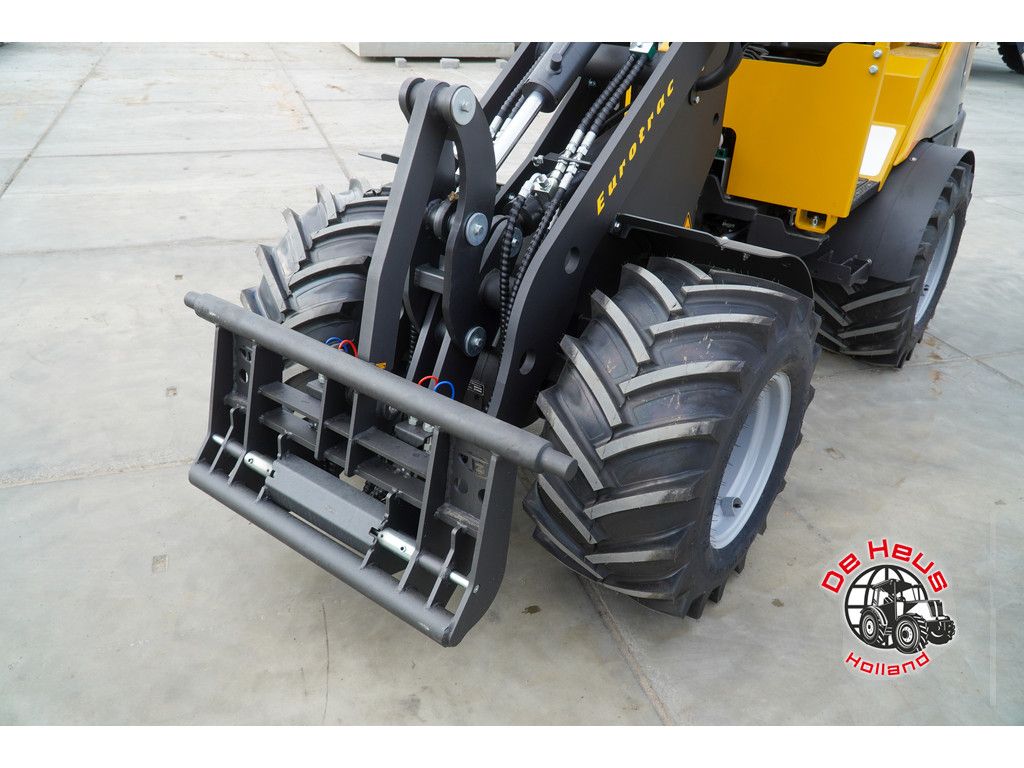 Eurotrac W12 MS stage V