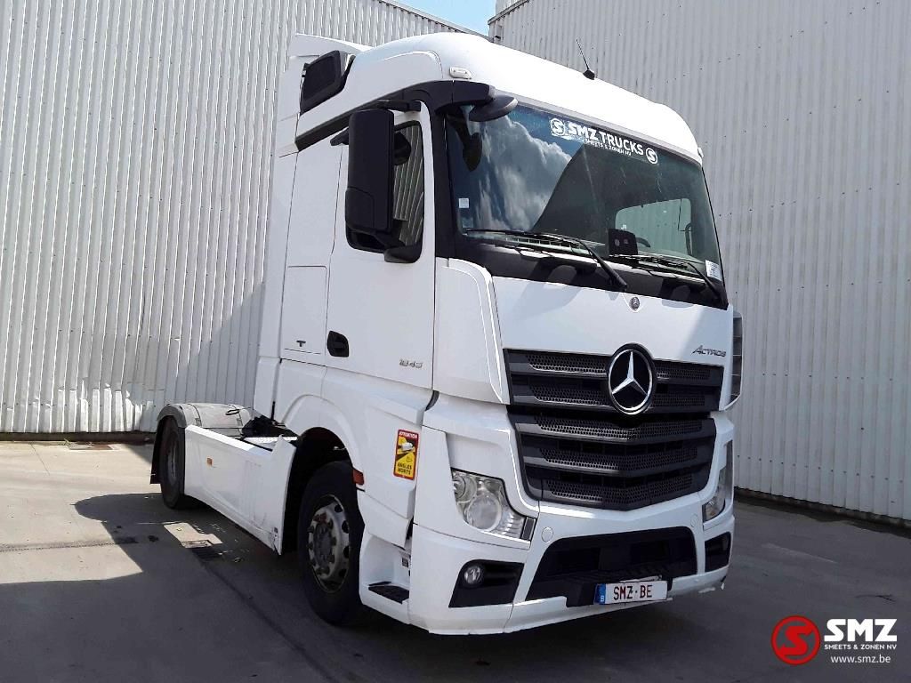 Mercedes Actros 1845 StreamSpace 2m50